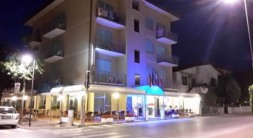 Hotel Fornaro 카오를레 외부 사진